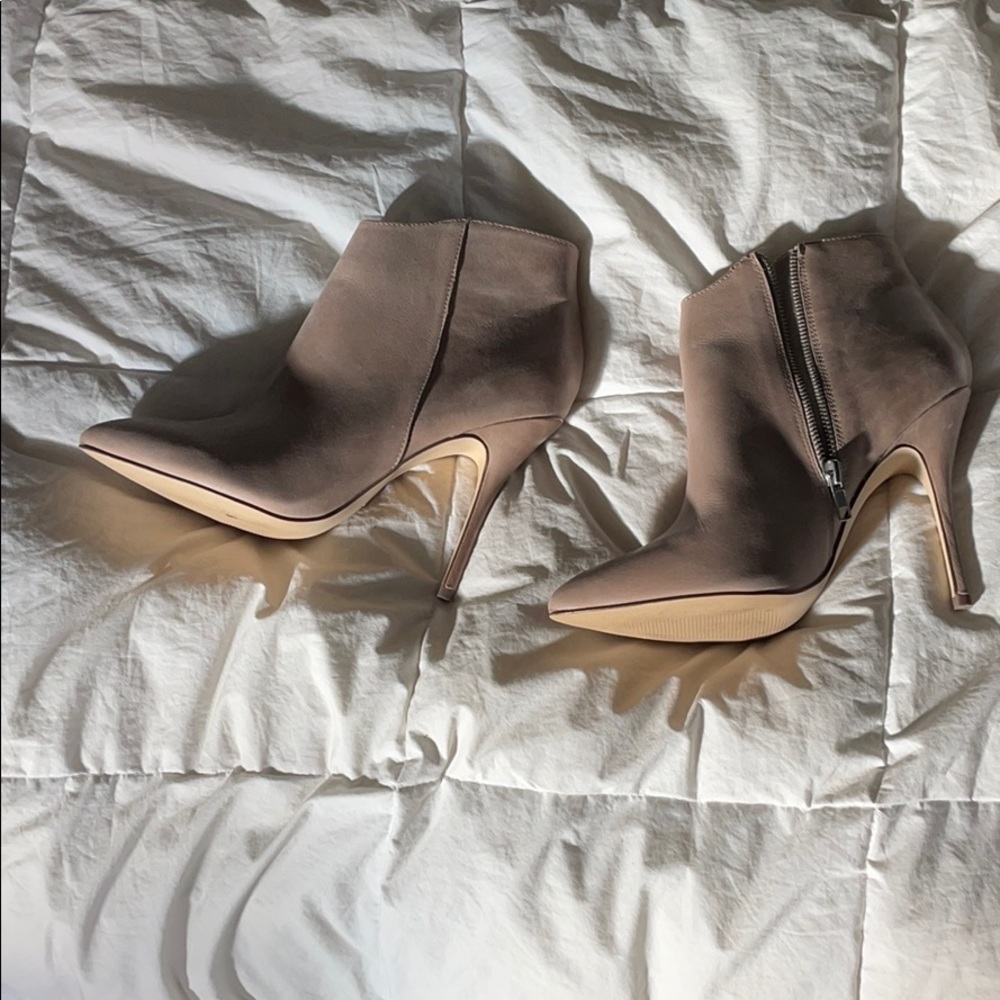 Steve madden booties 4 inch heel